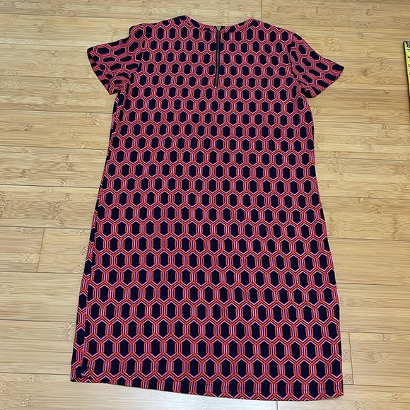 NWOT Adrienne Vittadini Navy Blue Pink Red Hexagon Geometric Shift Dress 4 - Picture 9 of 9